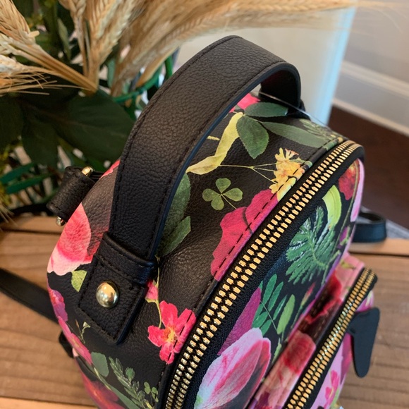 BETSEY JOHNSON DK FLORAL PUPPY MINI BACKPACK main image 8